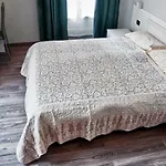 Flaneur Guest house 3*